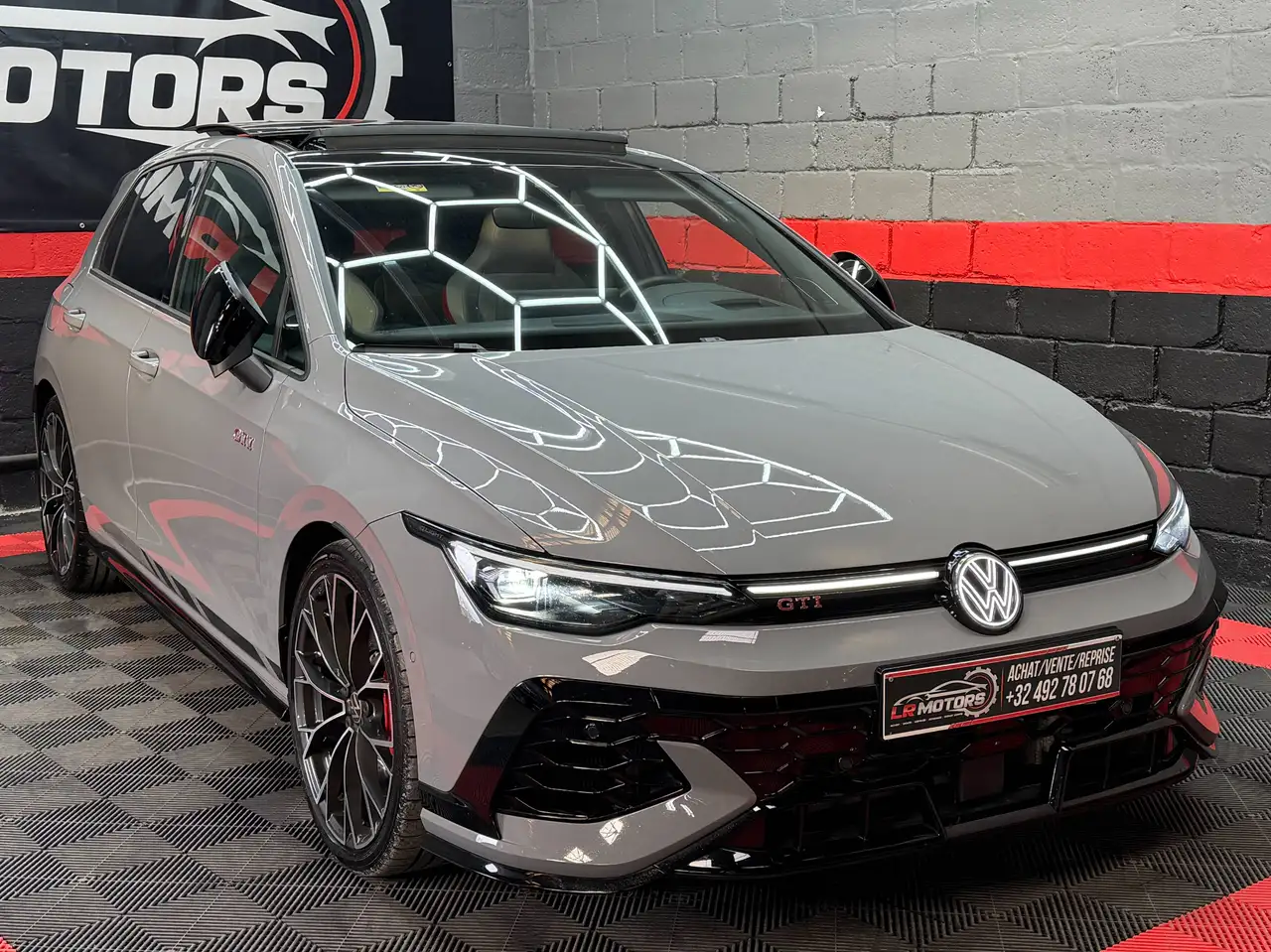 Volkswagen Golf GTI